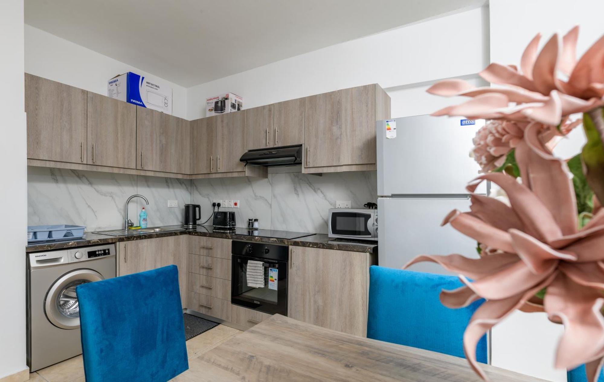 Olympia Flat 104 Apartment ลาร์นาคา ภายนอก รูปภาพ